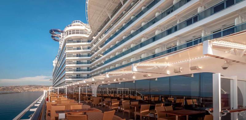 Cruise Vacations