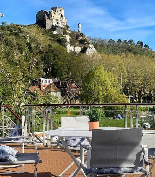River Cruise